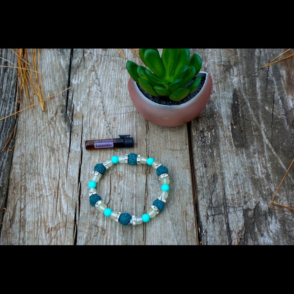 Essential oil diffuser bracelet